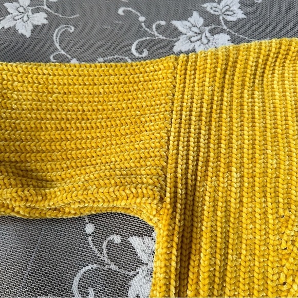 Ted Baker Innia Chenille Sweater in Yellow Sz 0 ( US Sz 2) - Picture 5 of 10